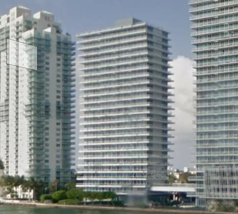 Capture officielle de GTA VI : The Bentley Bay Condominiums