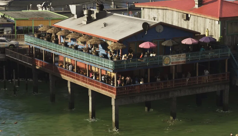 Official GTA VI screenshot: The Tipsy Cow Bar & Grill