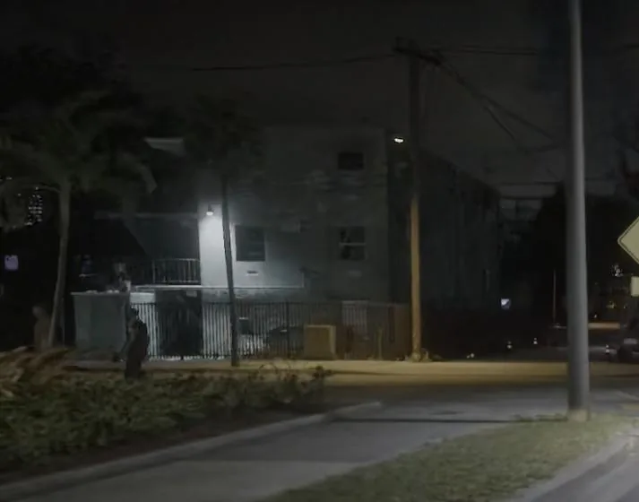 Capture officielle de GTA VI : 240 NW 17th St